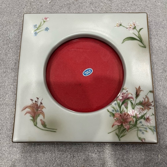 VTG Floral 5” Square Ceramic Picture Frame Japan - Picture 1 of 5
